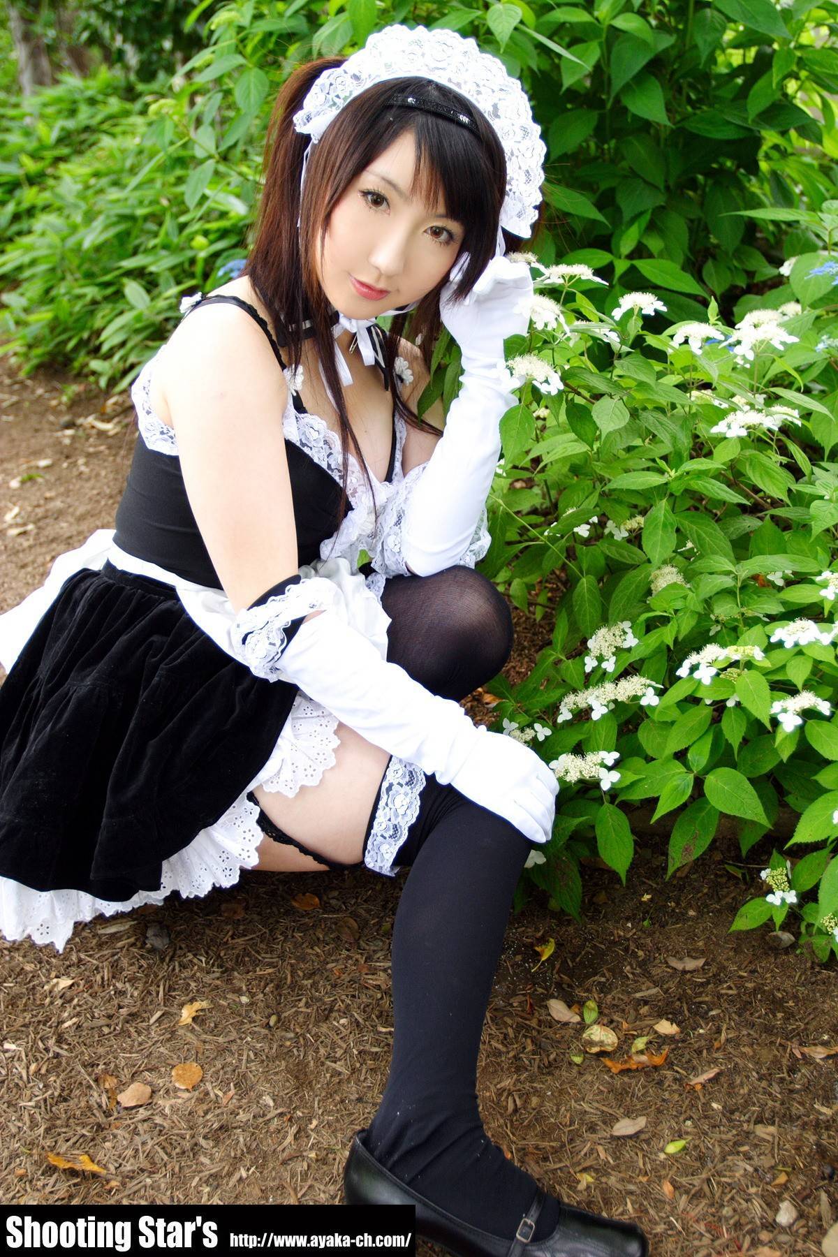 [Cosplay]  Sexy Maid with big boobs